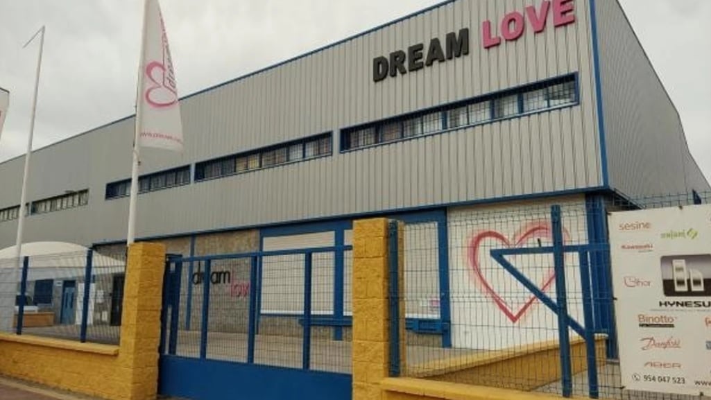 Robaron vibradores de oro y acero valuados en 80.000 euros en Sevilla. 