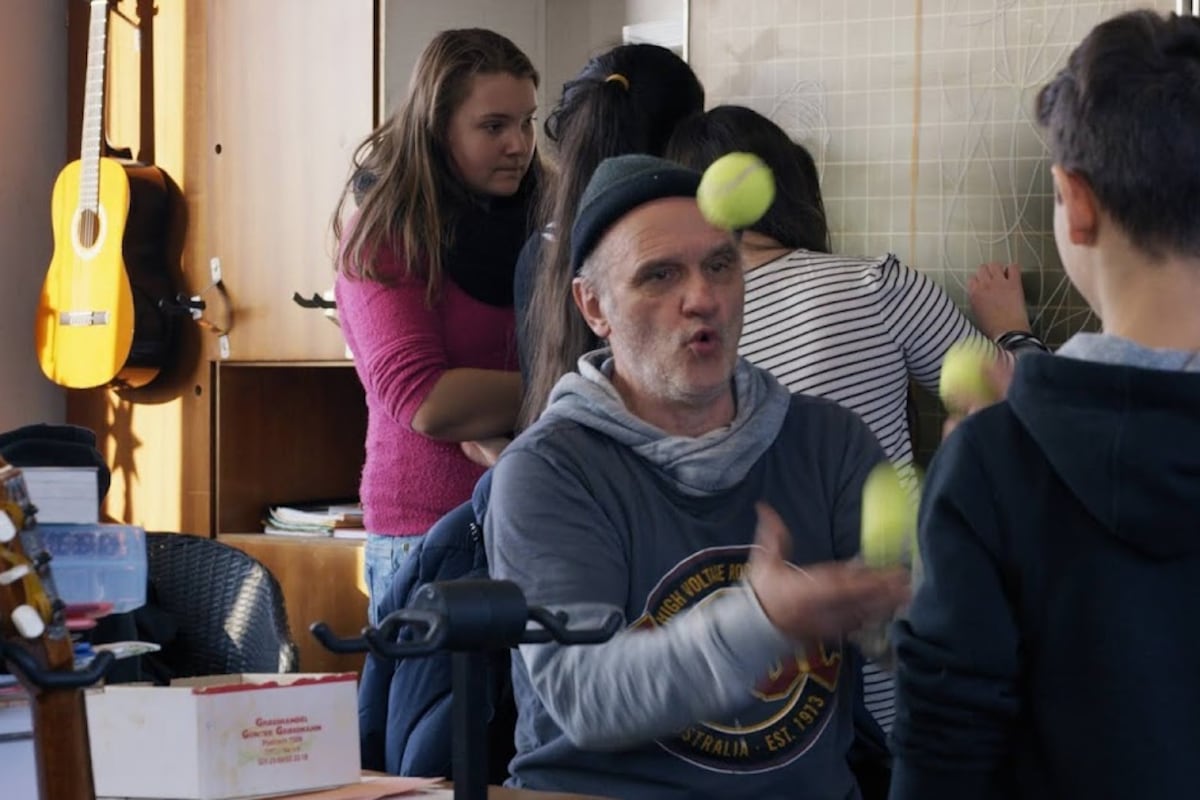 Herr Bachmann, un docente de alma que rechaza el orden establecido.