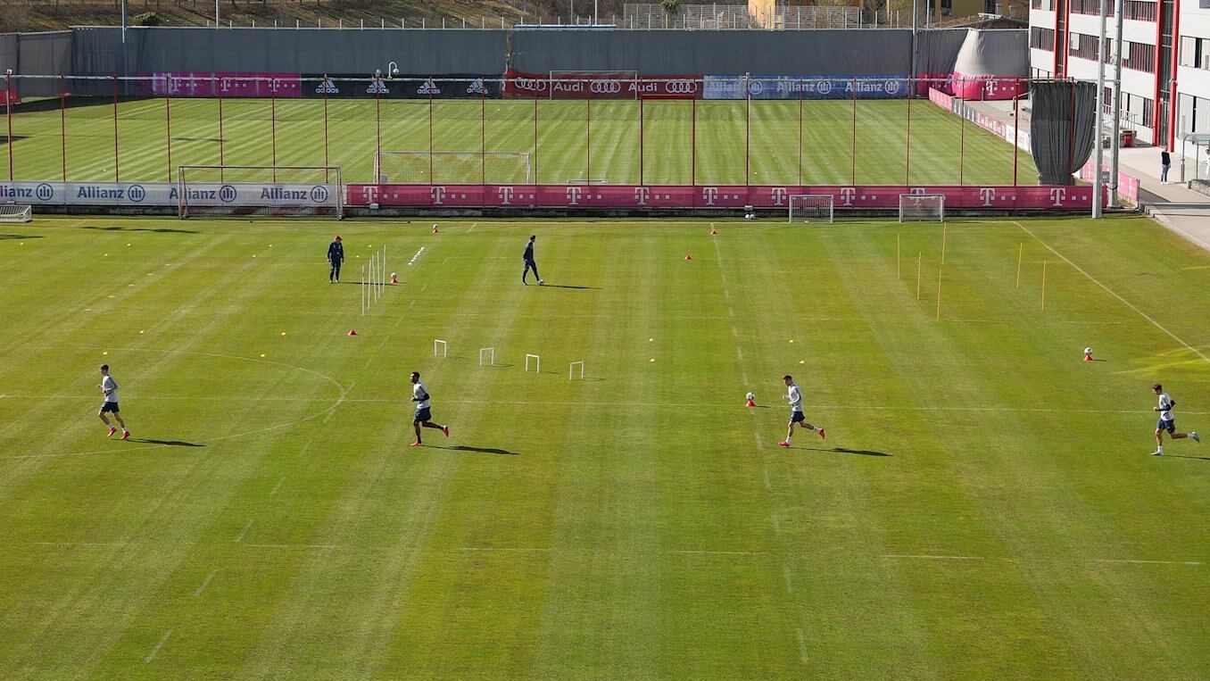 Imagen del primer entrenamiento oficial del Bayern, en medio de la pandemia.
