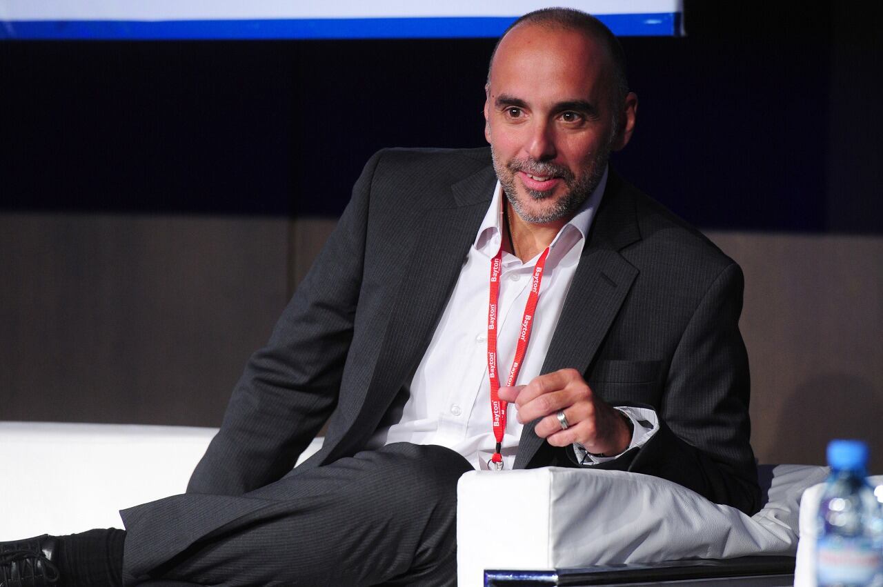 El flamante director del BCRA apuntó contra la oposición y sus economistas.