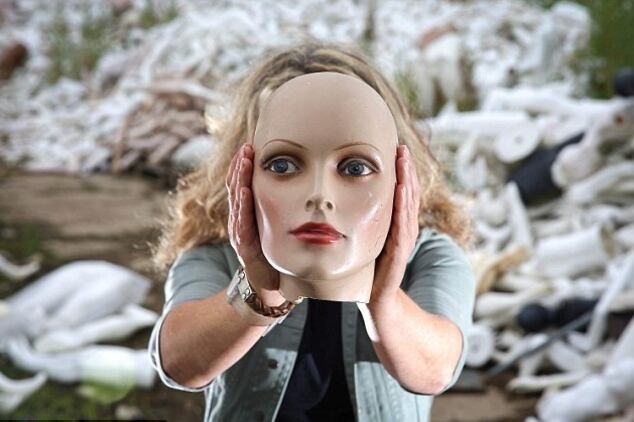 Dollywood, el cementerio de maniquíes acumulado por su propia dueña.