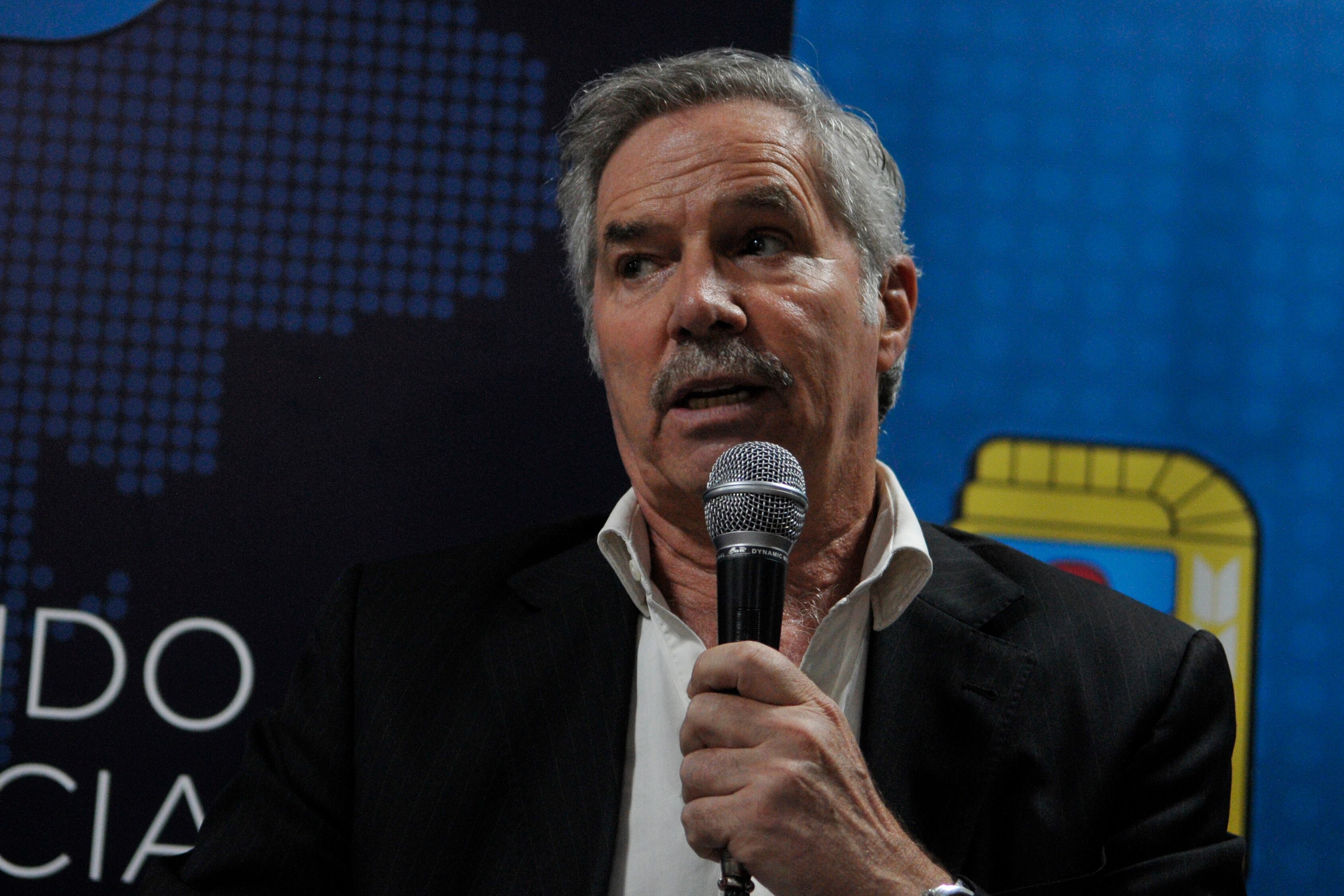 “Cada país tiene el presidente que elige y nosotros nos acomodamos, la relación es entre pueblos", dijo el diputado.