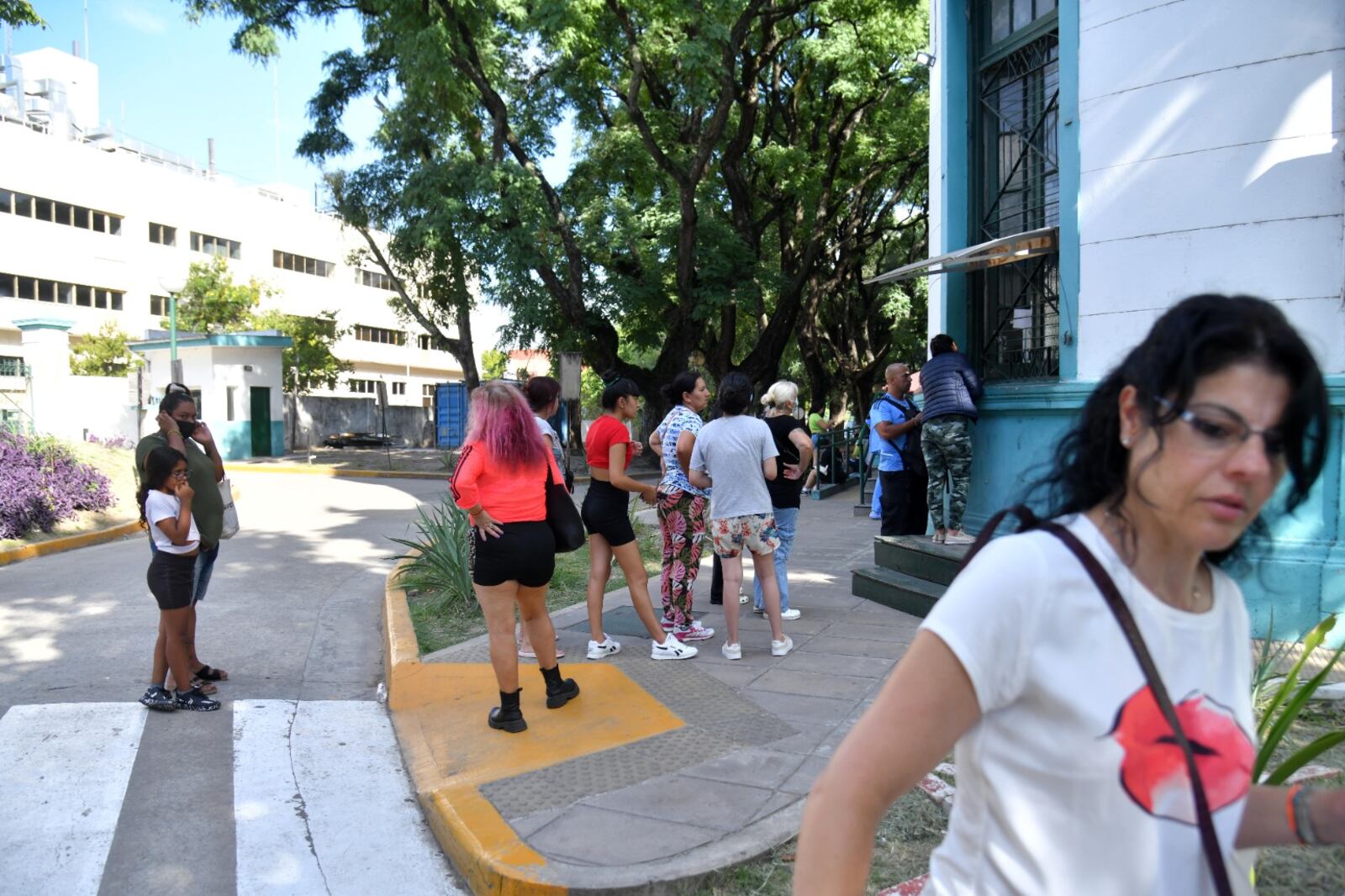 La guardia del Hospital Muñiz atiende casi exclusivamente casos de dengue.