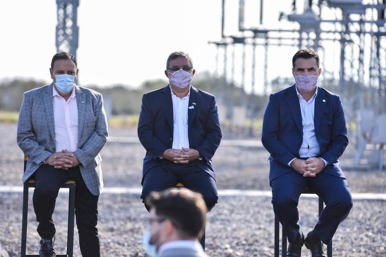 Ricardo Quintela, Raúl Jalil y Darío Martínez en la inauguración de, la Estación Transformadora de Extra Alta Tensión de 500/132Kv La Rioja Sur.