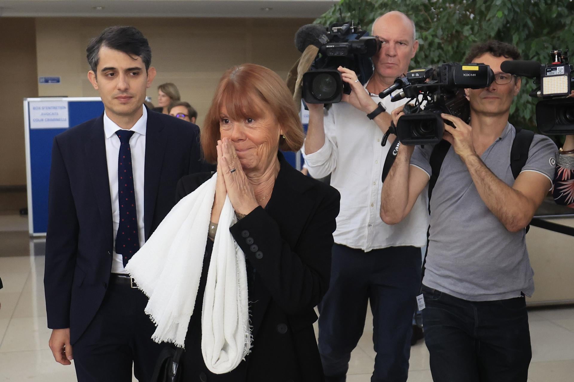 Gisèle Pelicot declara en su segunda audiencia del juicio contra su ex marido y 50 hombres por violaciones.