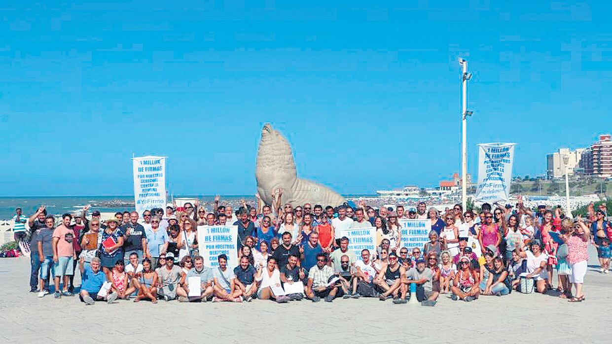 El punto de encuentro fue la rambla marplatense.
