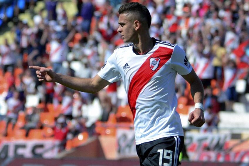 Santos Borré, delantero de River.