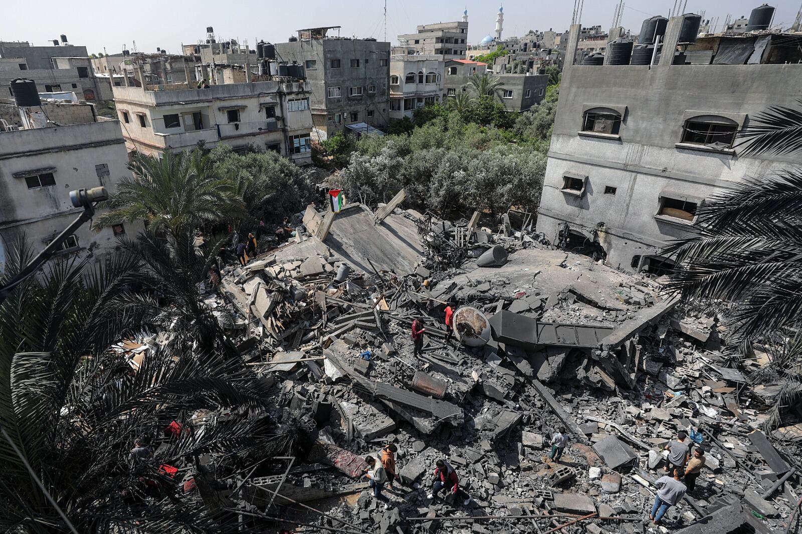 Así quedóla casa del lider de la Jihad Islámica Anas Al-Masri en Gaza después de un bombardeo israelí.