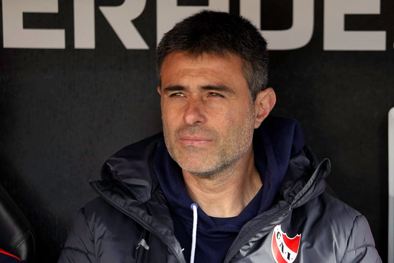 Julio Vaccari, DT del Rojo