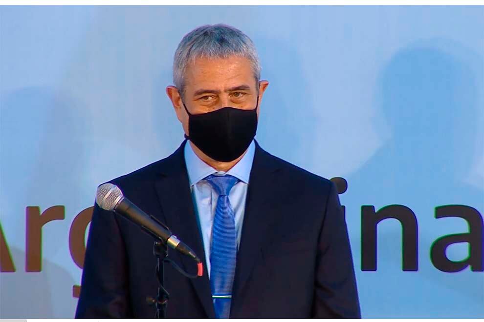 Ferraresi, de 59 años, ingeniero recibido en la Universidad Tecnológica Nacional, se desempeñó desde 2009 hasta ahora como intendente del municipio bonaerense de Avellaneda.