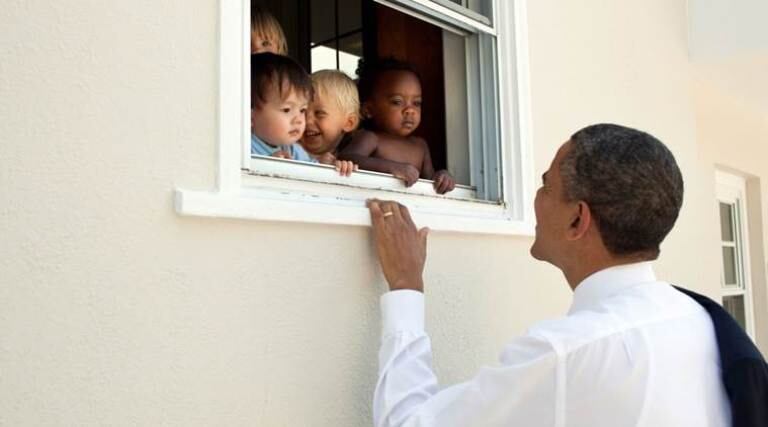 La foto que acompañó el tuiteo del ex presidente norteamericano.