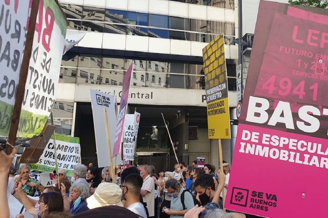 "Ya se construyeron propiedades de mayor altura con perjuicios irreversibles", alertó la presidenta de la Asociación de Fomento Vecinal del barrio.