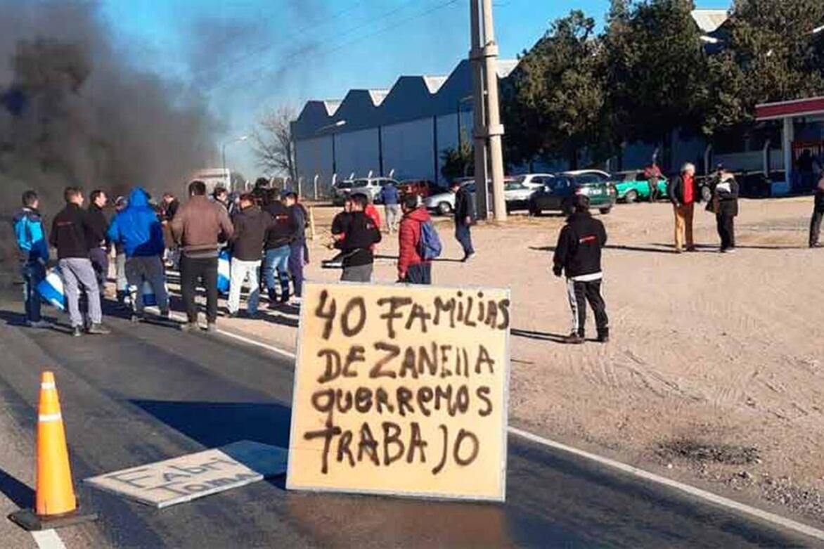 Los trabajadores se manifestaron en la ruta 38.