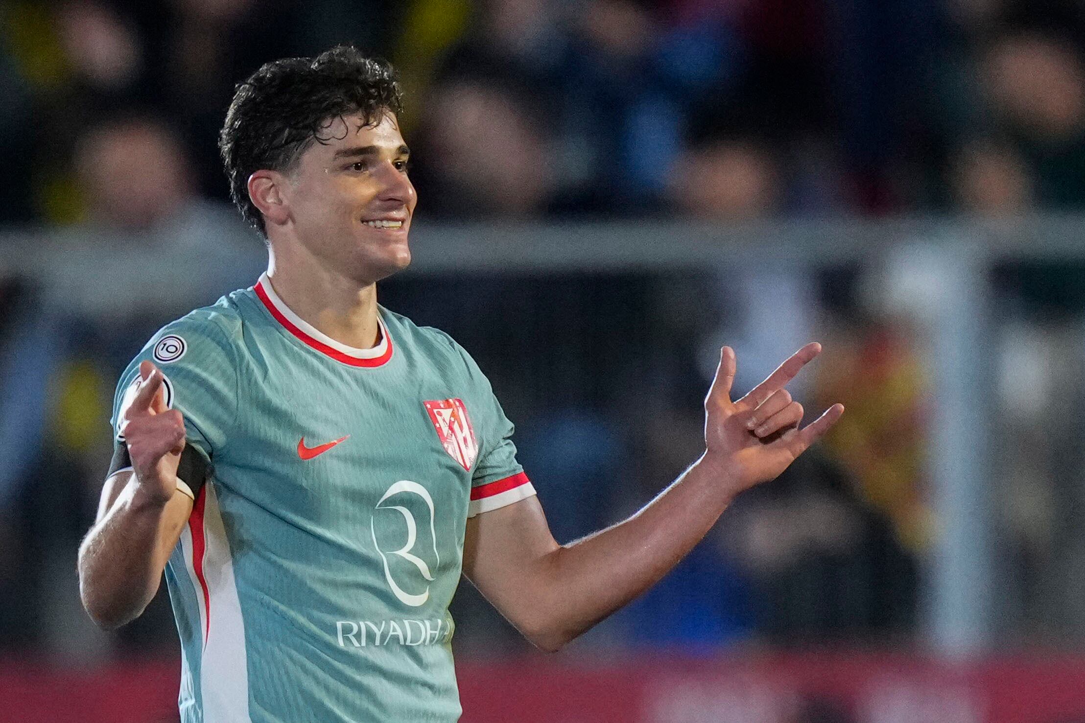 Julián Alvarez entró y facturó por dos en el Aleti