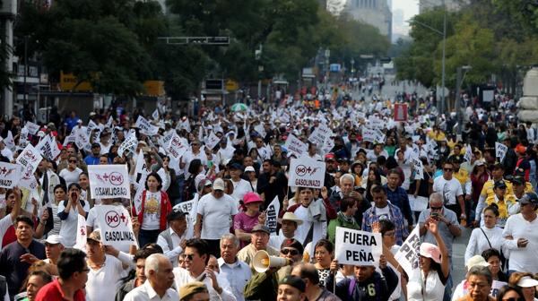 Solamente en la capital mexicana hubo 38 movilizaciones contra la decisión.