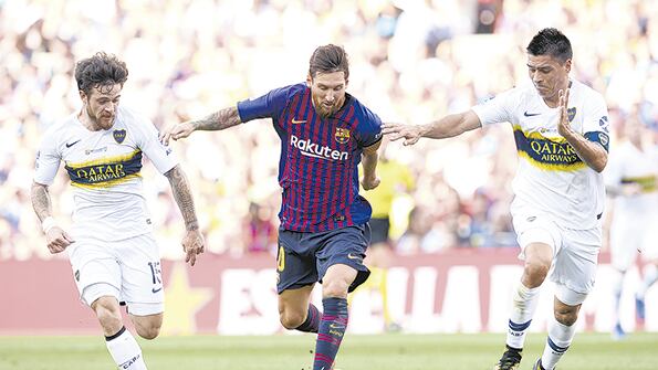 Messi metió el segundo tanto del Barcelona y no salió a jugar el segundo tiempo.