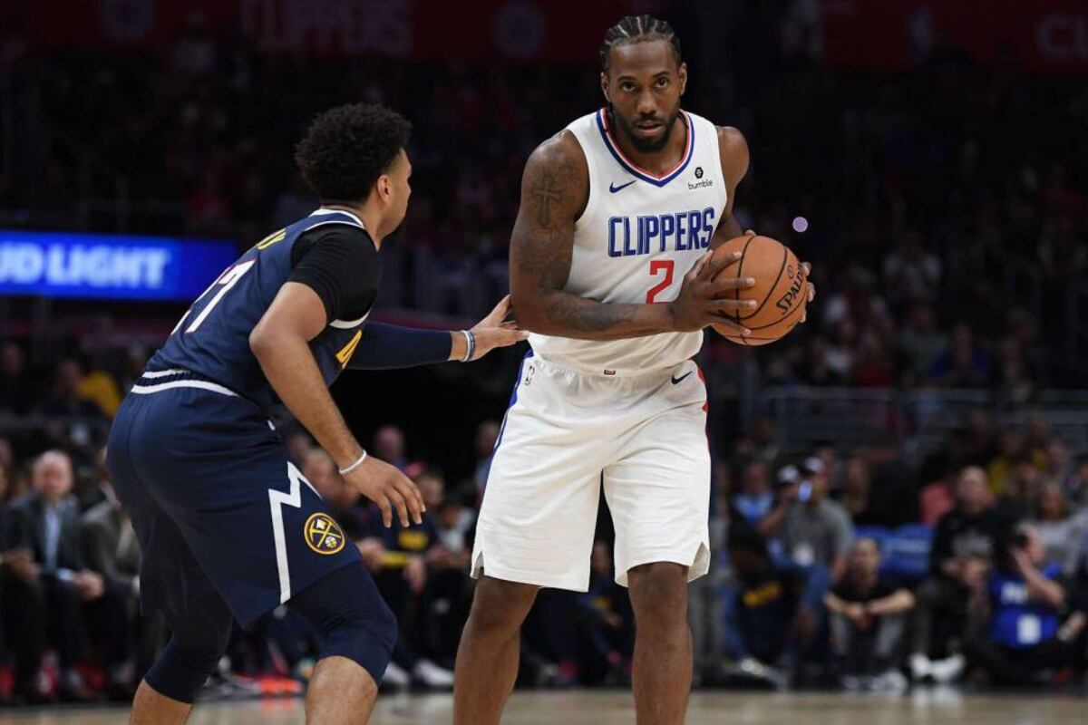Kawhi Leonard revolucionó la NBA con su pase de los Raptors a los Clippers.