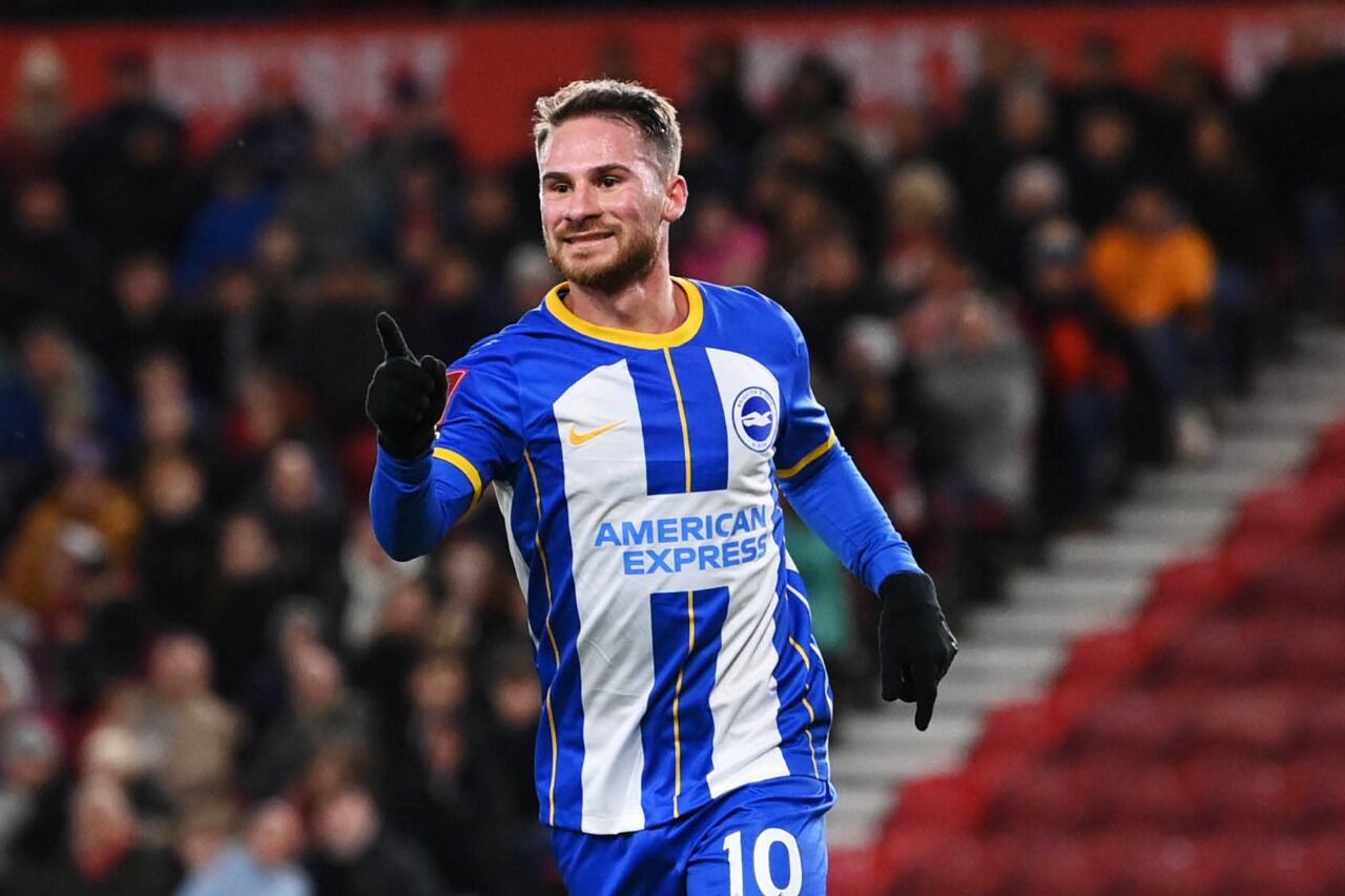 Alexis Mac Allister se destacó en Brighton And Hove con su doblete