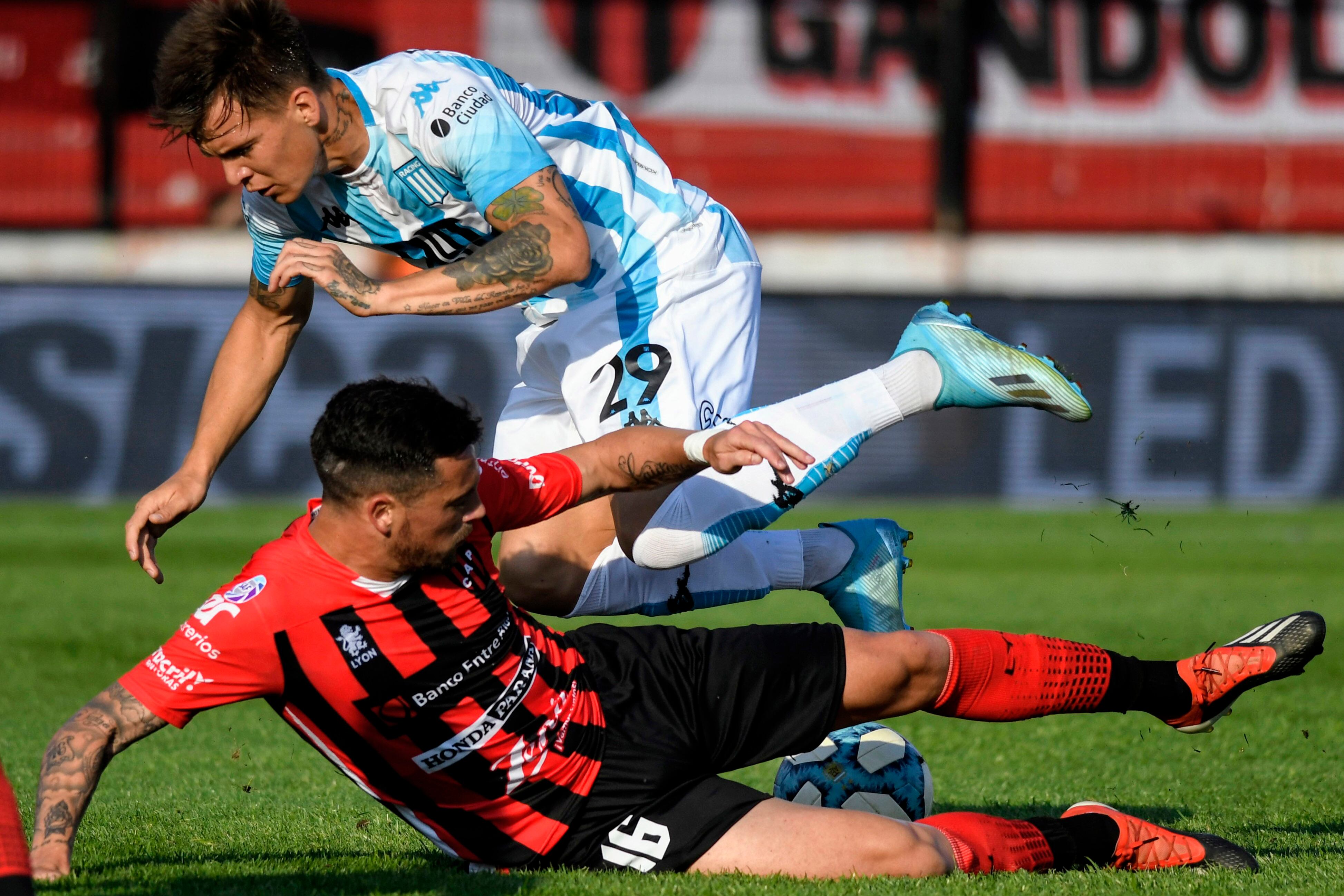 Abero va fuerte ante Reniero. Racing Club no pudo con Patronato e igualó 1-1.