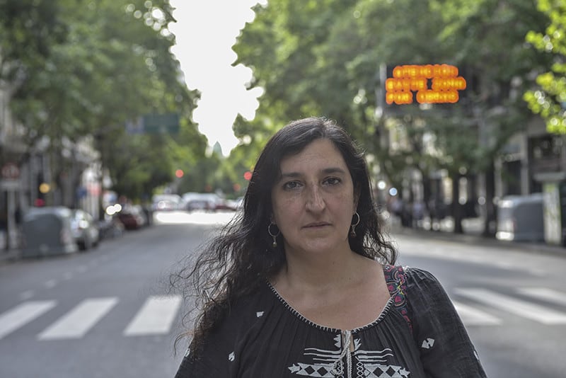 María tenía 29 años cuando asesinaron a su compañero Gastón Riva.