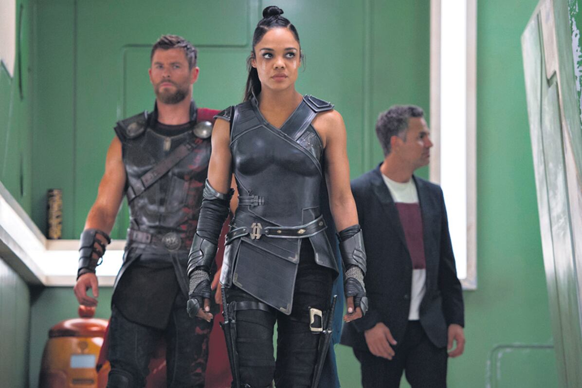 El universo retrofuturista y kitsch de la ciencia ficción de los 80 reaparece en Thor Ragnakok.