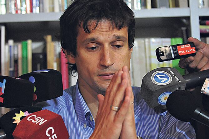 Trece sobre quince forenses consideraron que el fiscal murió en la mañana del domingo, cuando Lagomarsino estaba en su propia casa.