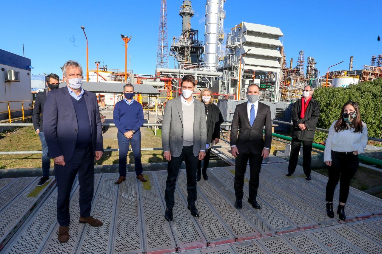 “Vamos a apoyar e impulsar a los sectores estratégicos como lo son el energético y la ciencia y tecnología, que agregan valor, dinamizan el sistema productivo nacional y generan empleo de calidad”, destacó el ministro de Economía Martín Guzmán.