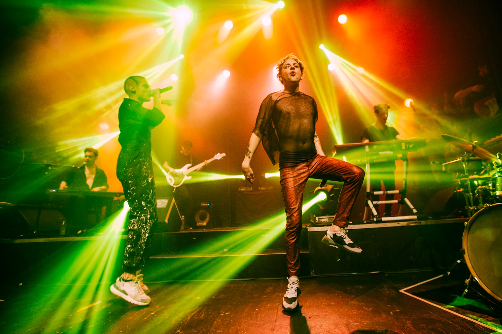 ATR band son Axel Introini (teclados), Julián Montes (bajo), Yuye Domínguez (batería) y Dogui Rodríguez (teclados).