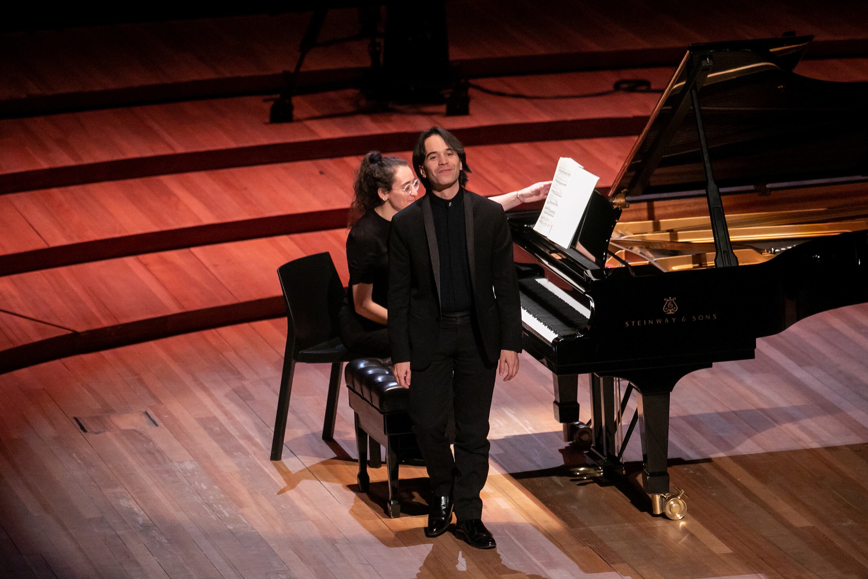 Lavandera abordó las tres sonatas de un solo trazo, sin pausas entre una y otra.