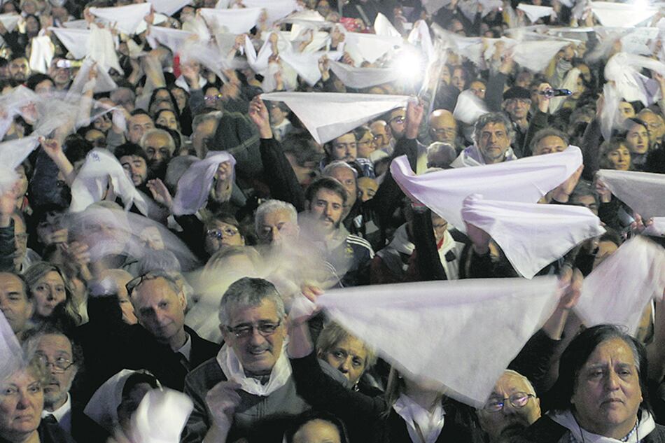 La supervisora rechazó la figura de las Madres y las Abuelas de Plaza de Mayo.