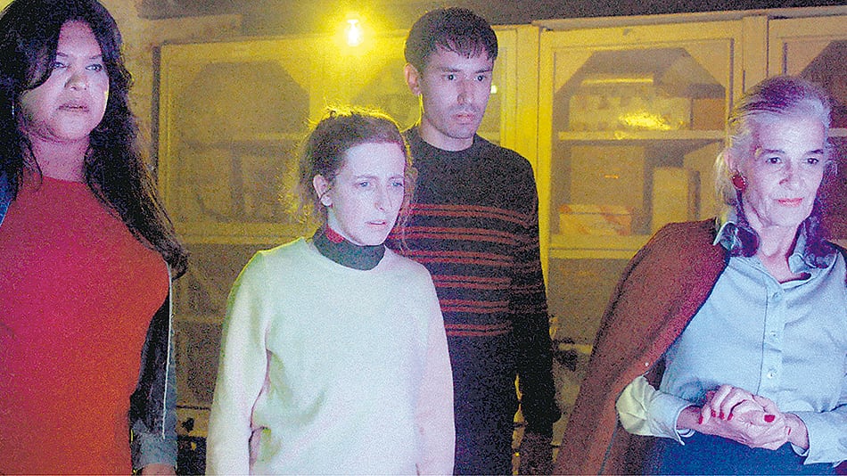 Breve historia del planeta verde, de Santiago Loza, o los “amigues” frente a lo desconocido.