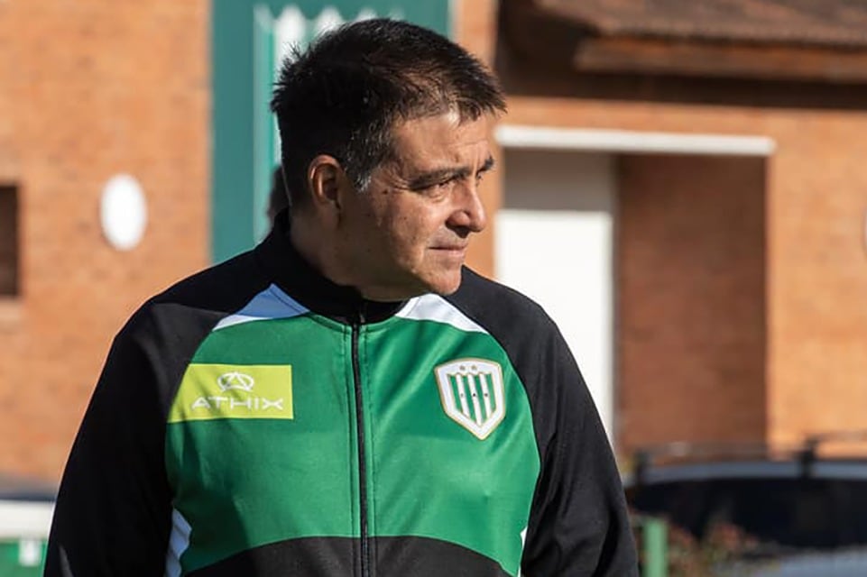 Claudio Vivas se juega sus últimas fichas en la Copa Argentina