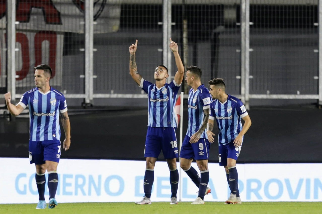 El Decano quiere seguir por la senda del triunfo hoy en el Viaducto