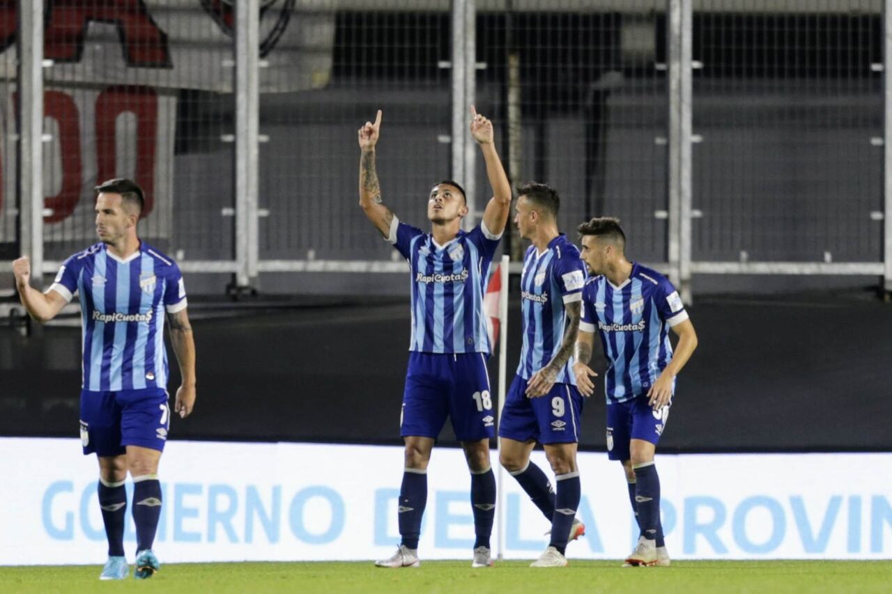 El Decano quiere seguir por la senda del triunfo hoy en el Viaducto