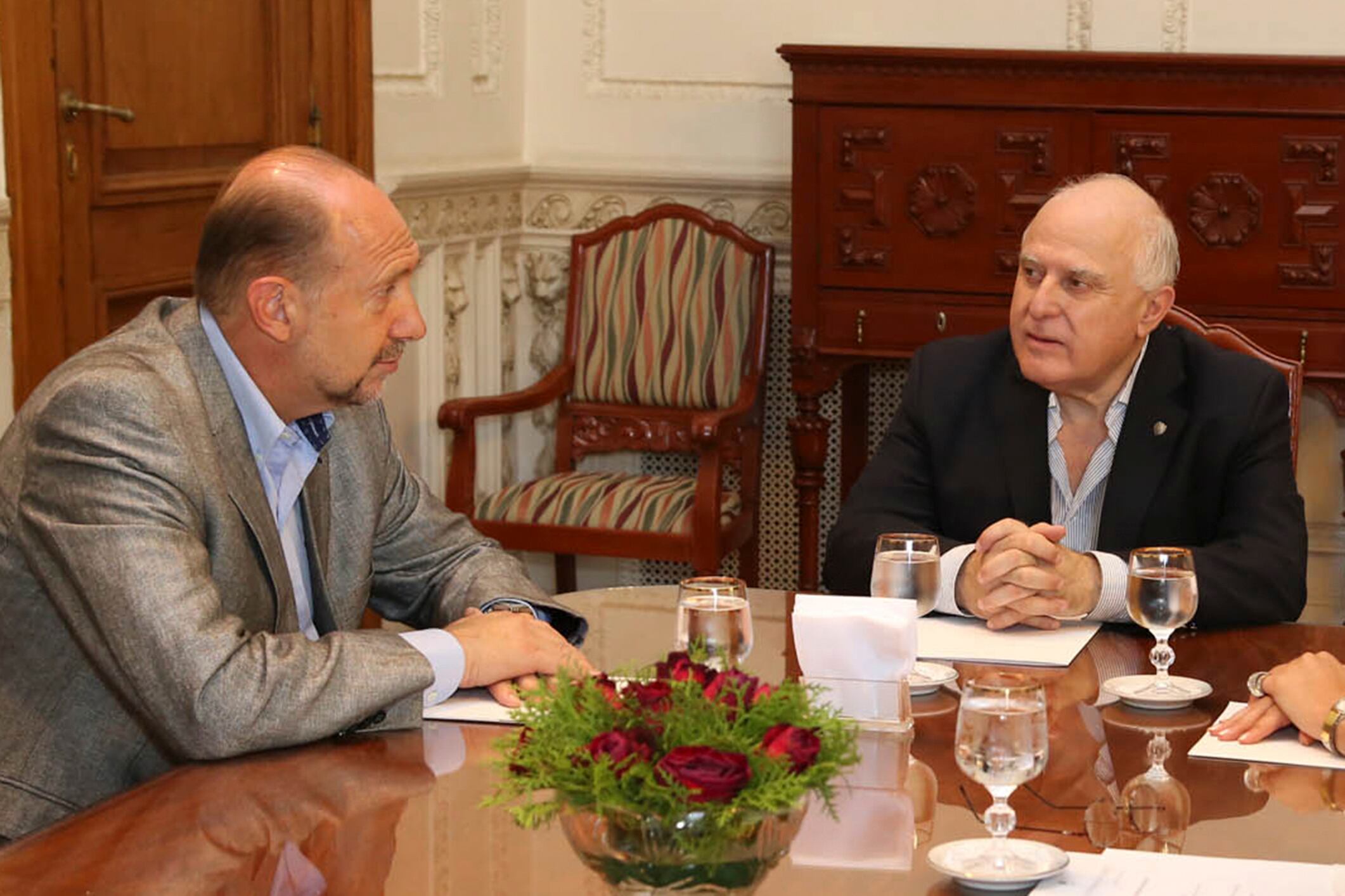 Lo que aún no se estableció es cuándo será el momento en el que Lifschitz y Perotti se encuentren.