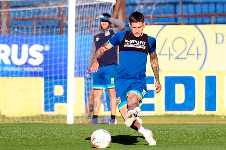 Avila es un jugador clave en la defensa de Central.