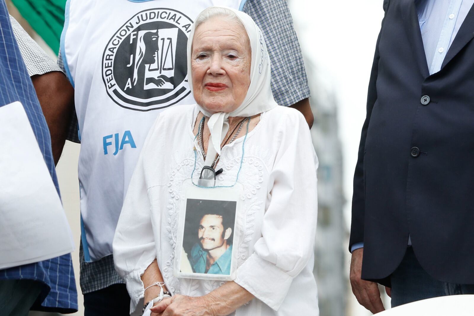 Nora Cortiñas de Madres de Plaza de Mayo hablará en representación de la Asociación Argentina de Juristas.