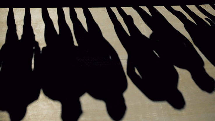 Un traslado de los detenidos por la violación en el camping El Durazno, de Miramar.