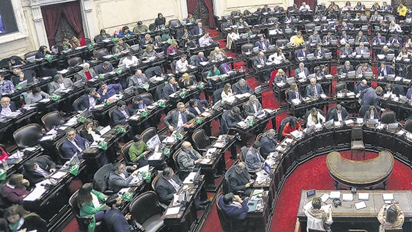 El decreto de Macri puede encontrar un escollo en el Congreso. Varios bloques ya plantearon su rechazo.
