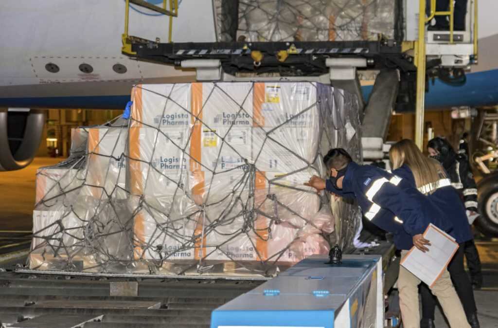 Las vacunas irán a Vietnam, Mozambique, Dominica, Santa Lucía y San Vicente y las Granadinas.