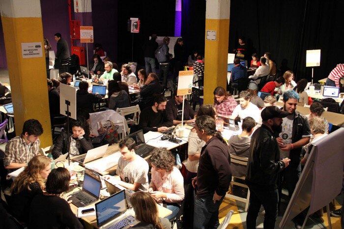 La Media Party reúne a periodistas, programadores y empresas de todo el mundo para trabajar la innovación en medios. Imagen: Media Party.