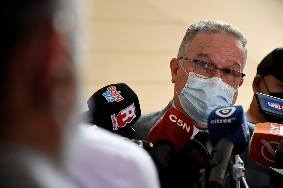 Lagna le aceptó la renuncia al denunciado Lucchini.