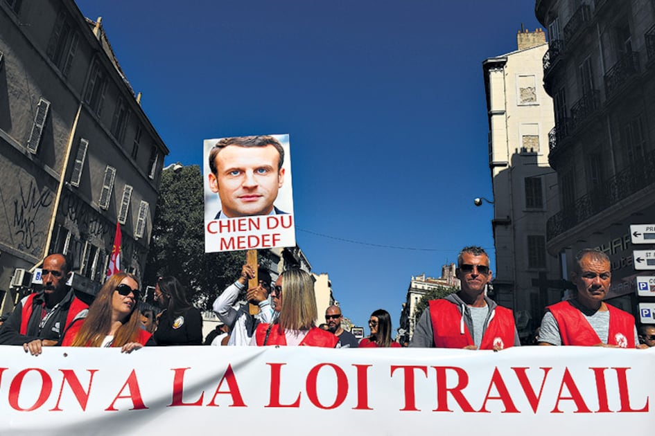 Macron tiene previsto firmar por decreto hoy la reforma laboral: en las calles lo reprueban.