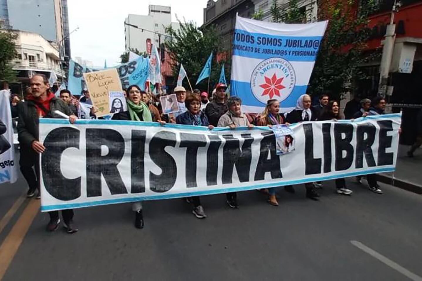 El reclamo en las calles de San Miguel de Tucumán. 