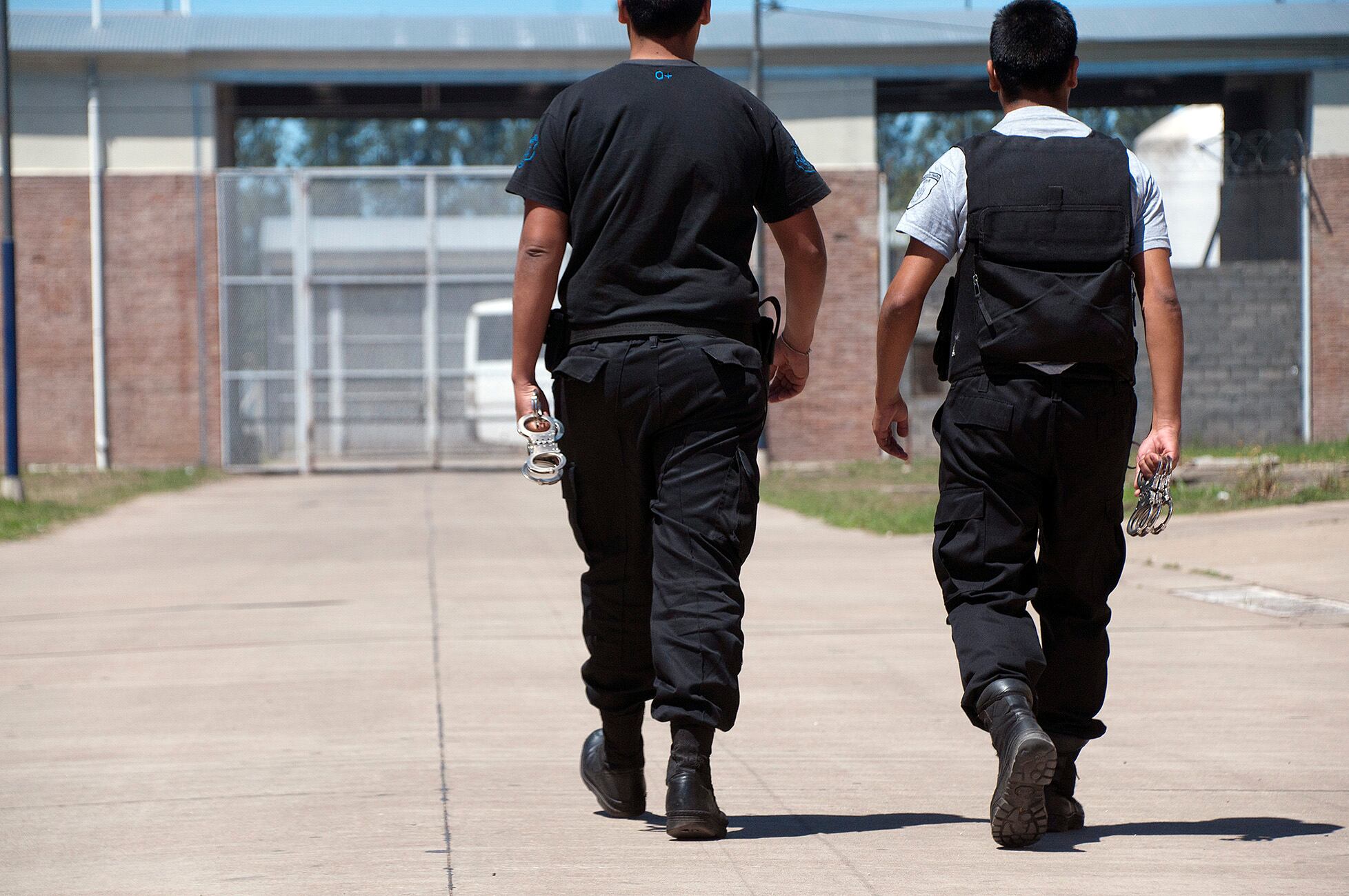 Creen que hubo “negligencia e imprudencia” en el manejo del arma de parte del penitenciario.