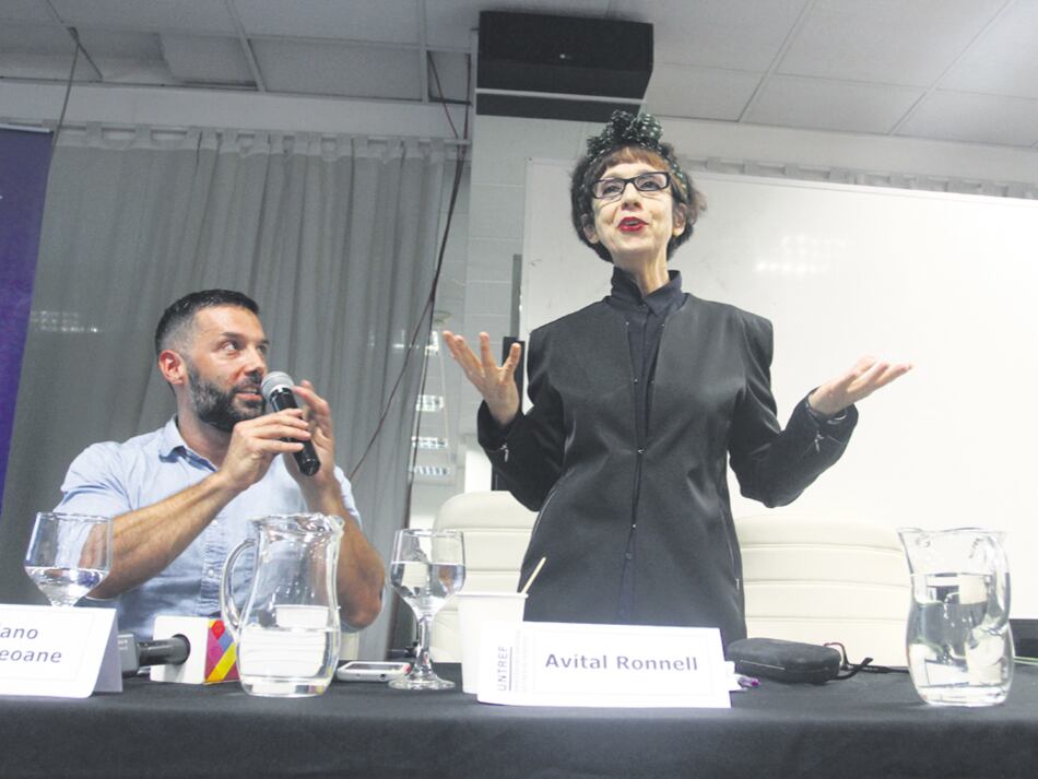 “Trump es el signo de una protesta que salió tremendamente mal”, plantea Ronell.