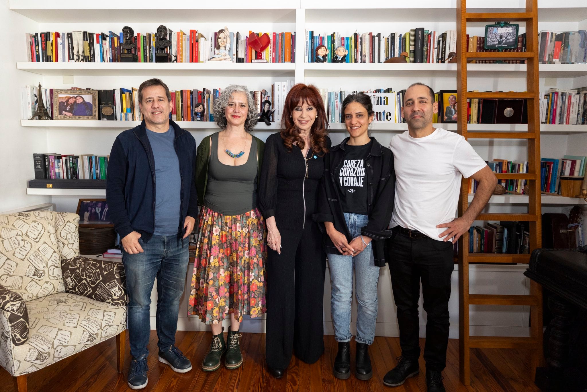 CFK con los candidatos porteños en San José 1111.