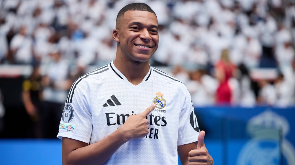 Mbappé durante su presentación en el Real Madrid.