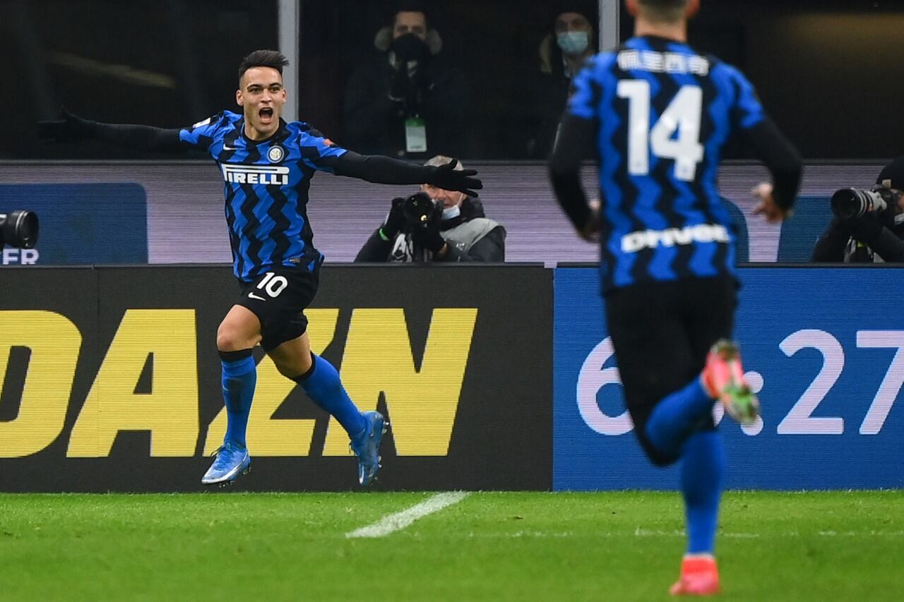Martínez, con asistencia de Lukaku, marcó el tercer gol del Inter.
