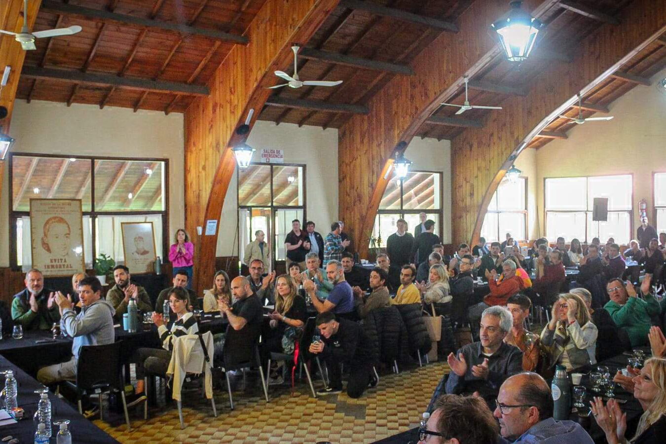 Ante el plenario la propuesta fue entregar una herramienta crítica.